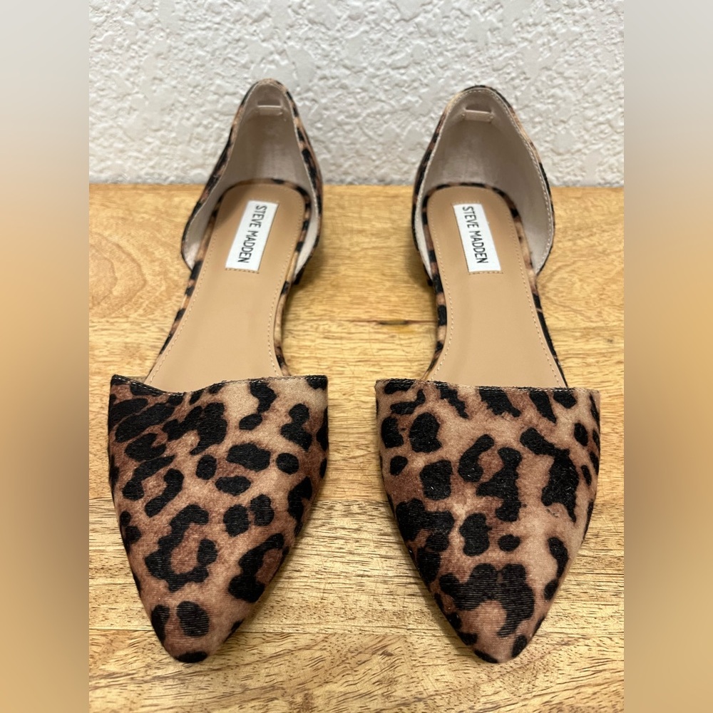 Steve Madden Brown Leopard Print Flats Size 7.5